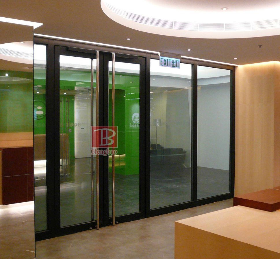 porte en verre r&eacute;sistant au feu